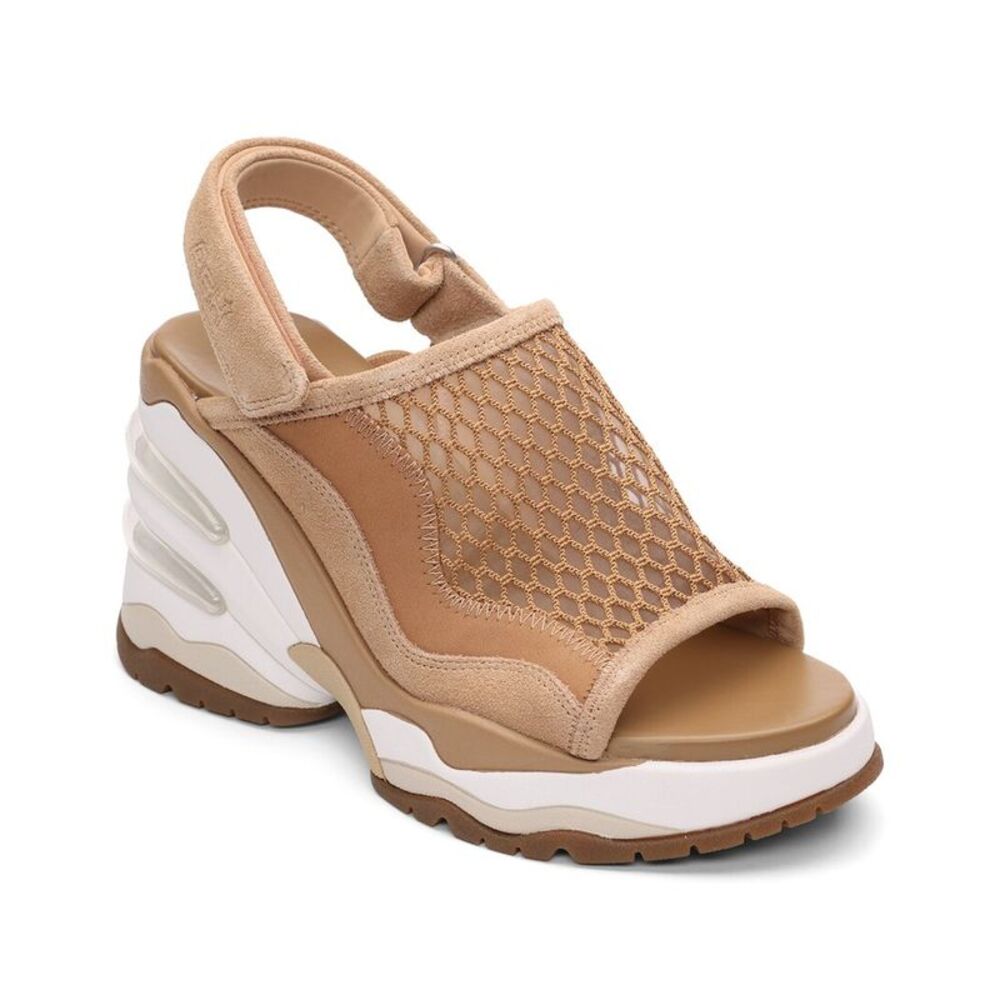 Ash Ceva Wedge